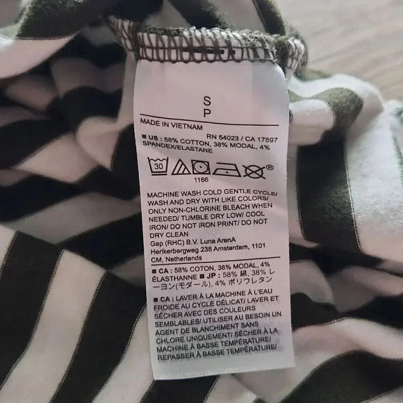 Lot of 4 Banana Republic Tops - Picture 4 of 12